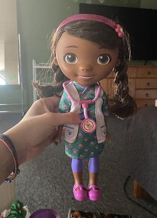Лялька з набором doc msstuffins 3