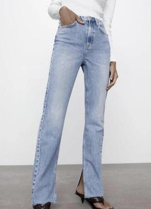 Женские джинсы