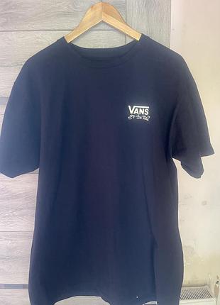 Футболка vans