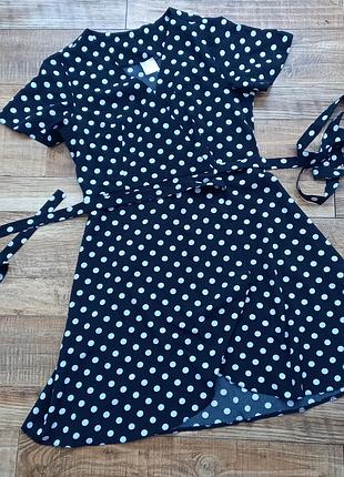 Сукня плаття на запах