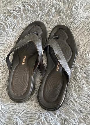 Вʼєтнамки reebok easytone flip ii