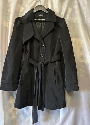 Плащ жіночий чорний