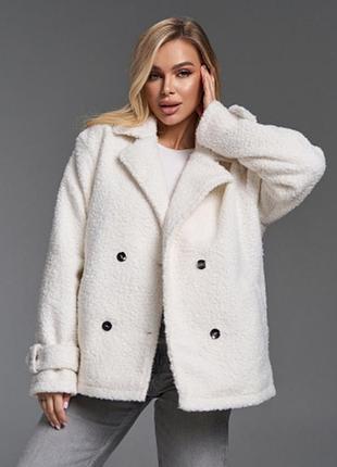 Пальто из букле