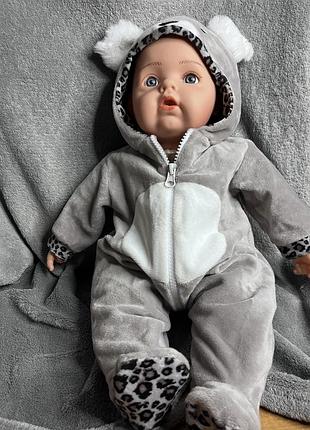 Дуже великий пупс