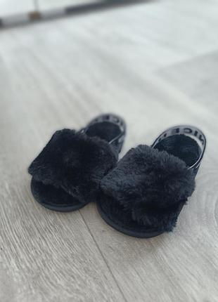 Тапки дитячі 2