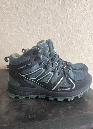 Трекінгові кросівки черевики фірми endurance waterproof