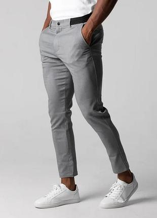 Мужские классические брюки брюки серого цвета чинос