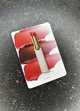 Пробник бальзаму тинту для губ tatcha the kissu lip tint, 0.2г