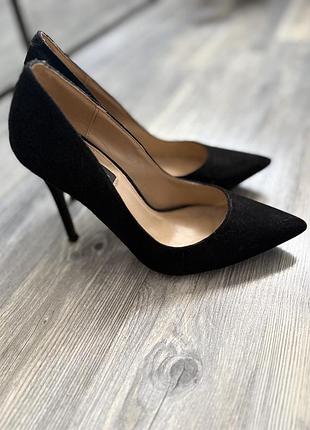 Туфлі лодочки