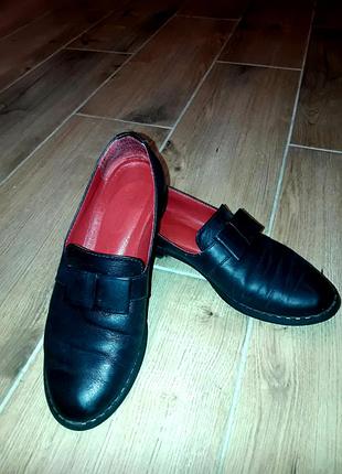 Чёрные кожаные женские туфли 38р.