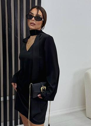 Маленька чорна сукня 3