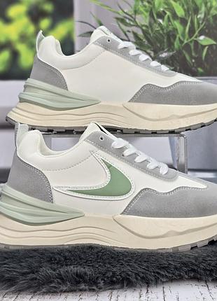 Кросівки жіночі swin білі з сірим демісезонні на об'ємній підошві 8077