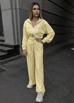 Спортивний велюровий костюм зі штанами палаццо