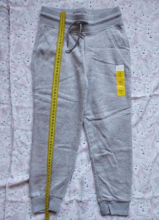 Штани дитячі унісекс нові полієстер/котон на 5-6 років primark