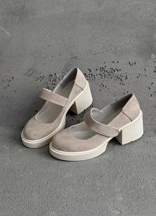 Туфлі жіночі