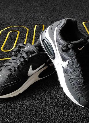 Nike air max command 4
