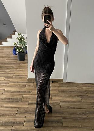 Пляжна вечірня сукня з відкритою спиною