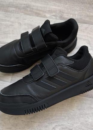 Кросівки adidas,37 р,в'єтеам