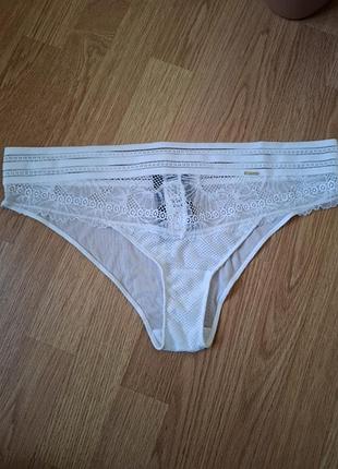 Трусики     .