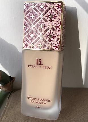 Natural flawless foundation patricia ledo мagnetique collection тон 02 2 тональна основа для обличчя тональний крем