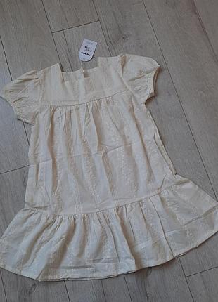 Святкова легенька сукня для дівчинки