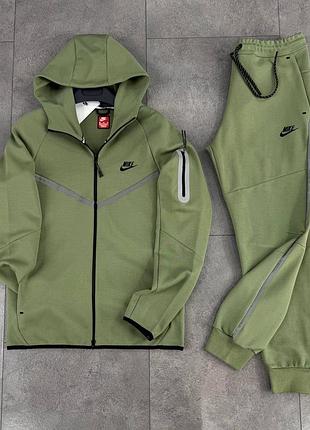 Спортивний костюм nike tech fleece