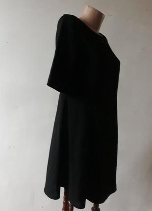 Маленькое черное платье сделано в индии