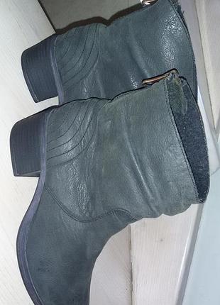 B&co (denmark)- стильні шкіряні черевики,темний-сірий  р. 39  (25,7 см)