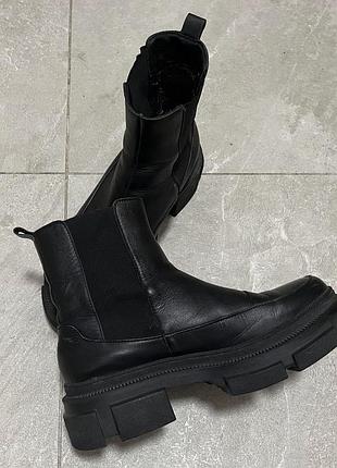 Жіночі шкіряні черевики челсі демісезон 40