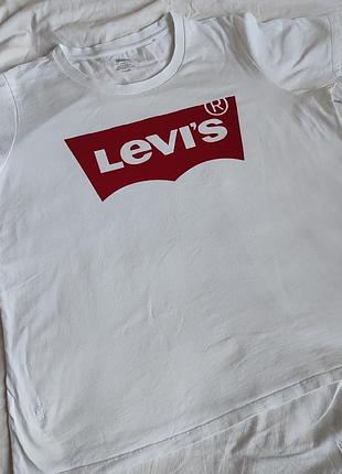 Фірмова футболка levi's