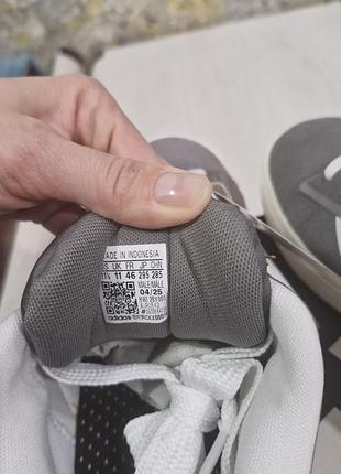 Кроссовки adidas 4