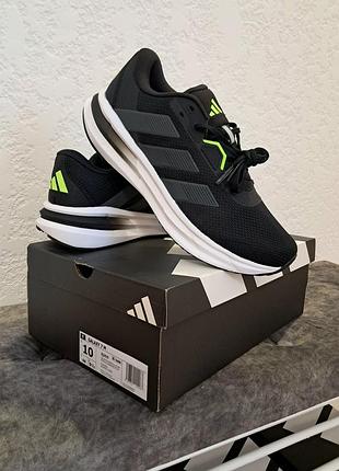 Кросівки 44р. adidas 2