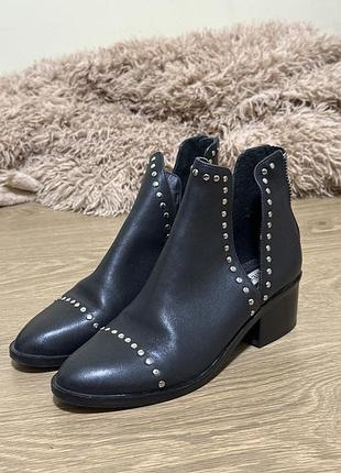 Чобітки ботильйони steve madden