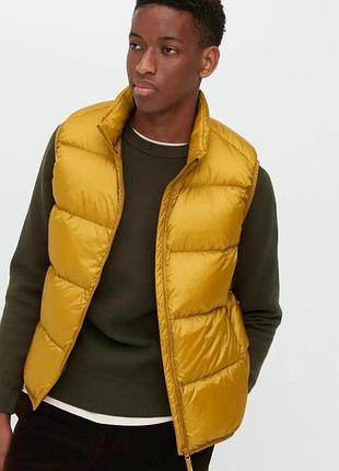 Жилетка пухова uniqlo пух/перо