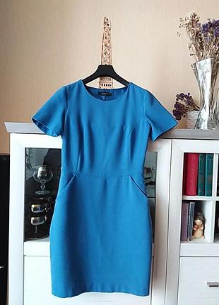 Класична блакитна сукня