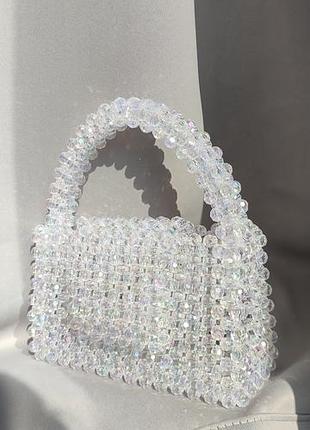 Сумочка из акриловых бусин