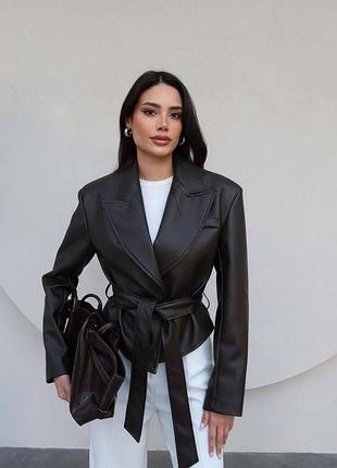 Шкіряний тренч