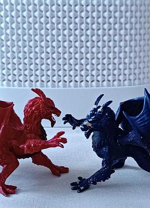 Фигурки "вселенная драконов"2 шт.