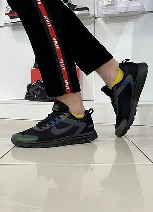 Кросівки nike shield 2