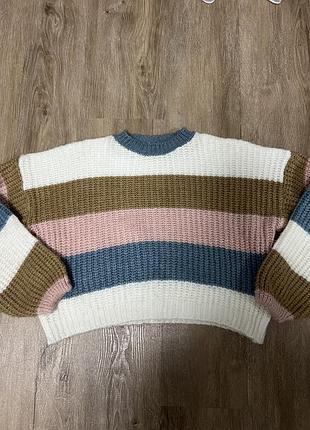 Короткий светр