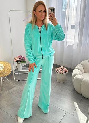 Велюровий костюм