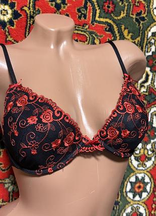 Дуже гарний еротичний бюстгальтер, сітка  з вишивкою . чашка 2 на поролоні і кісточках з додатковими вставками. новий