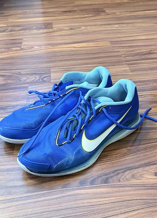 Продам оригінальні кросівки nike court air zoom vapor pro блакитні.