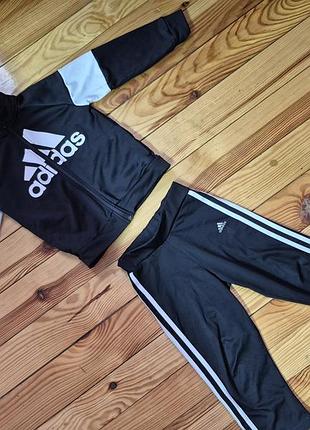 Костюм adidas для хлопчика 104-110