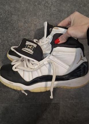 Кроссовки nike air jordan 11 retro