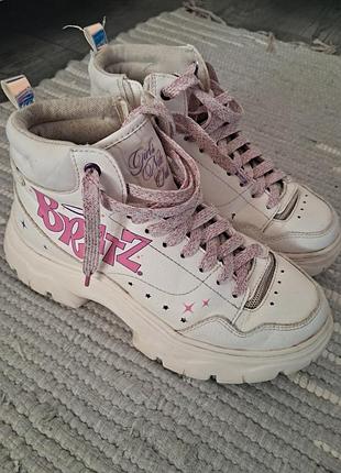 Черевики для дівчинки bratz від zara