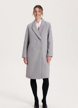Пальто жіноче