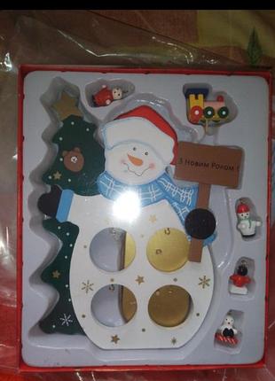 Деревянная елка со снеговиком 18*22