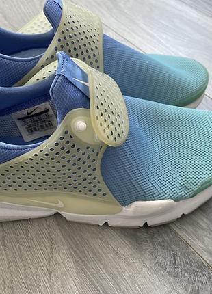 Кросівки nike sock dart br у забарвленні 'still blue'.