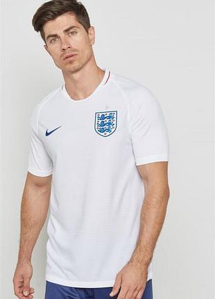 Футболка – домашня форма збірної англії з футболу від nike, випущена для чемпіонату світу 2018 року.